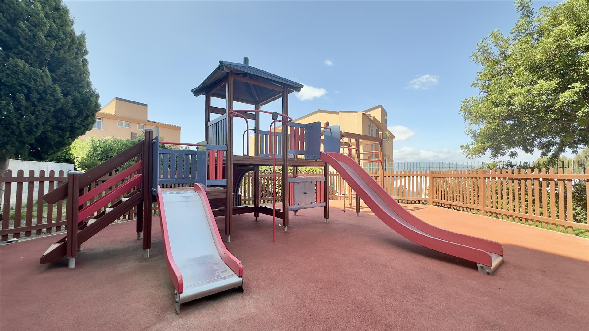 Image of House - 2 Bedrooms - 1 Bathrooms for Sale in South District-Gibraltar, Image 20